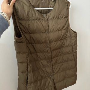 Muji Lightweight Down Collarless Vest Size M